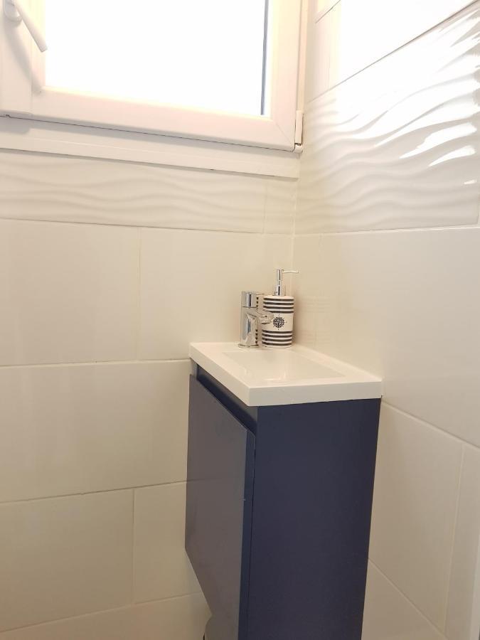 La Minoterie - Chambre d'hôtes et Studio avec kitchenette Le Palais Extérieur photo